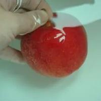 水果打蜡致癌？专家：食用蜡无毒
