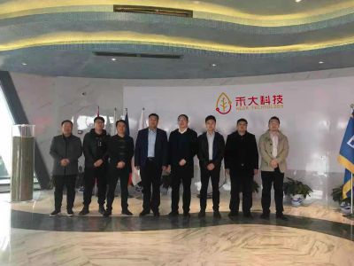 湖北省农业机械总公司副总经理吕克宪一行来公司参观交流