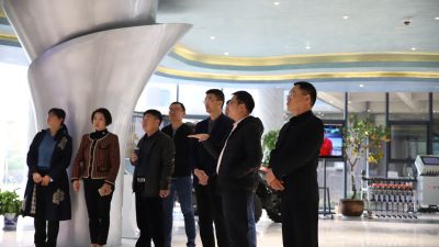 徐州市供销合作总社王忠山主席一行莅临富邦股份、禾大科技参观考察
