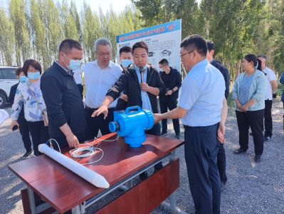 自治区农业农村厅领导一行调研禾大科技博州高标准农田数字化节水灌溉示范基地
