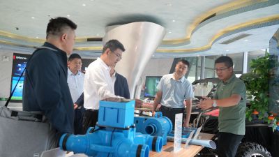 博乐市党委副书记、博乐边合区党工委书记张吉军一行莅临禾大科技考察调研